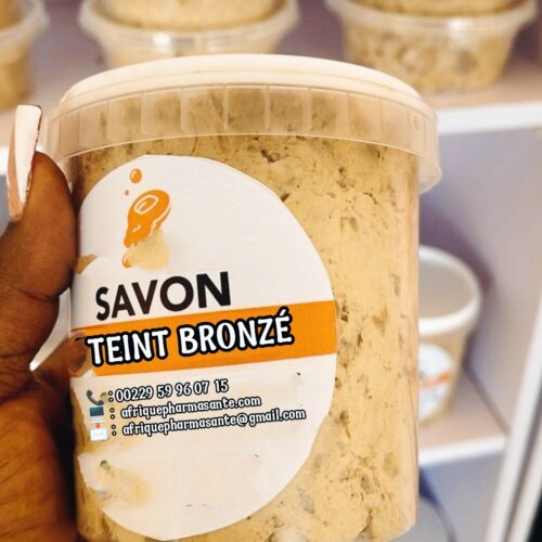 Savon 2 : Savon teint bronzé et très lisse